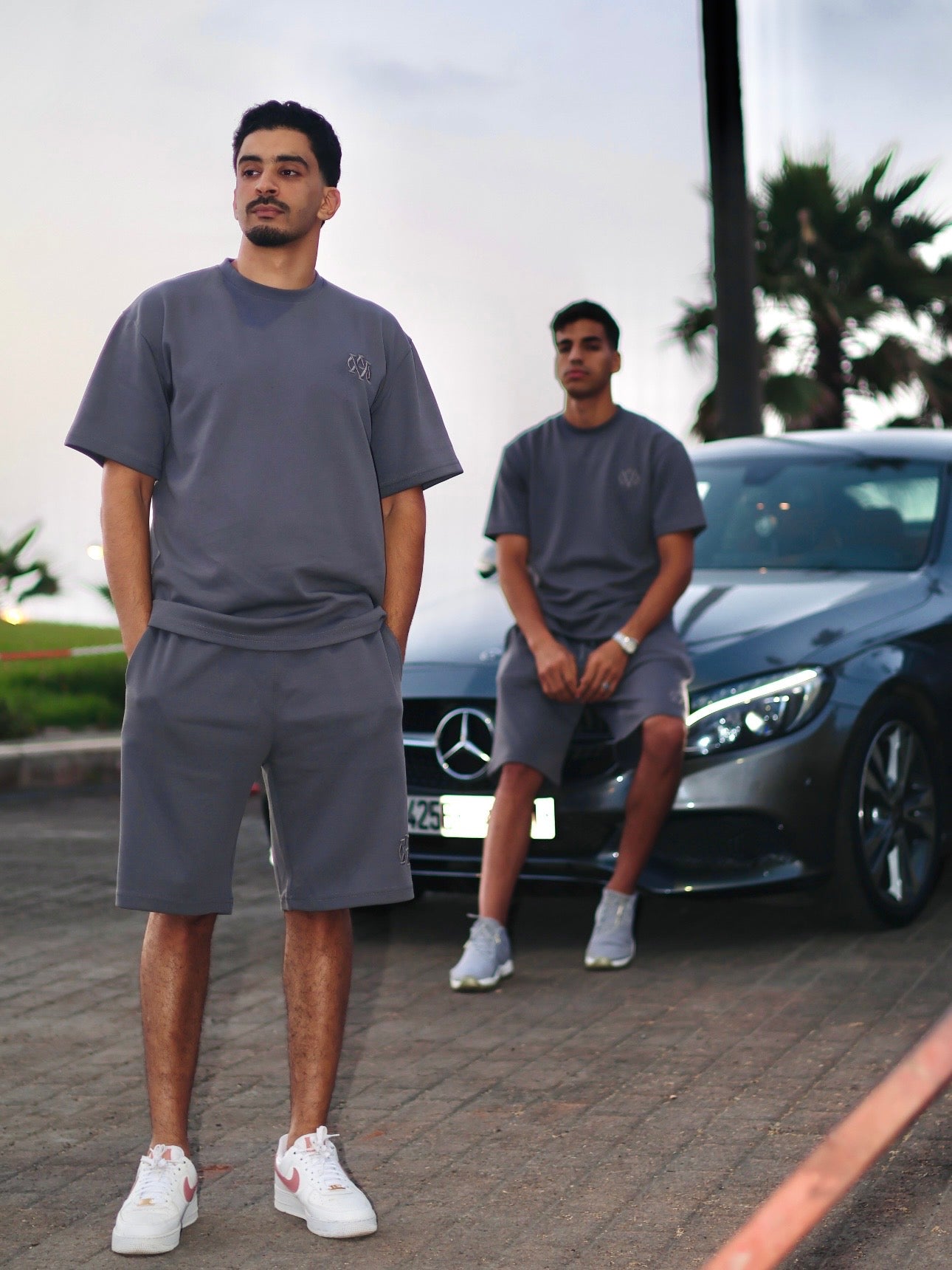 Ensemble Semi-Oversize STEEL GREY